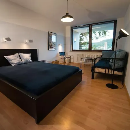 Stilvolle Fewo - Mit Balkon Und Whirlpoolwanne Marburg Exterior photo
