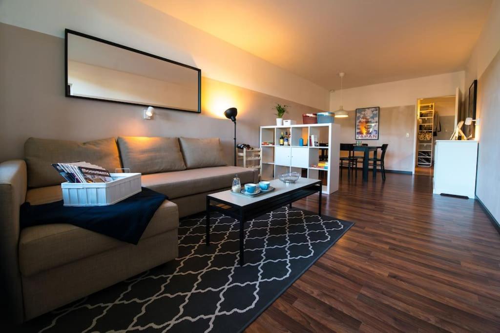Apartment Stilvolle - Mit Balkon Und Whirlpoolwanne